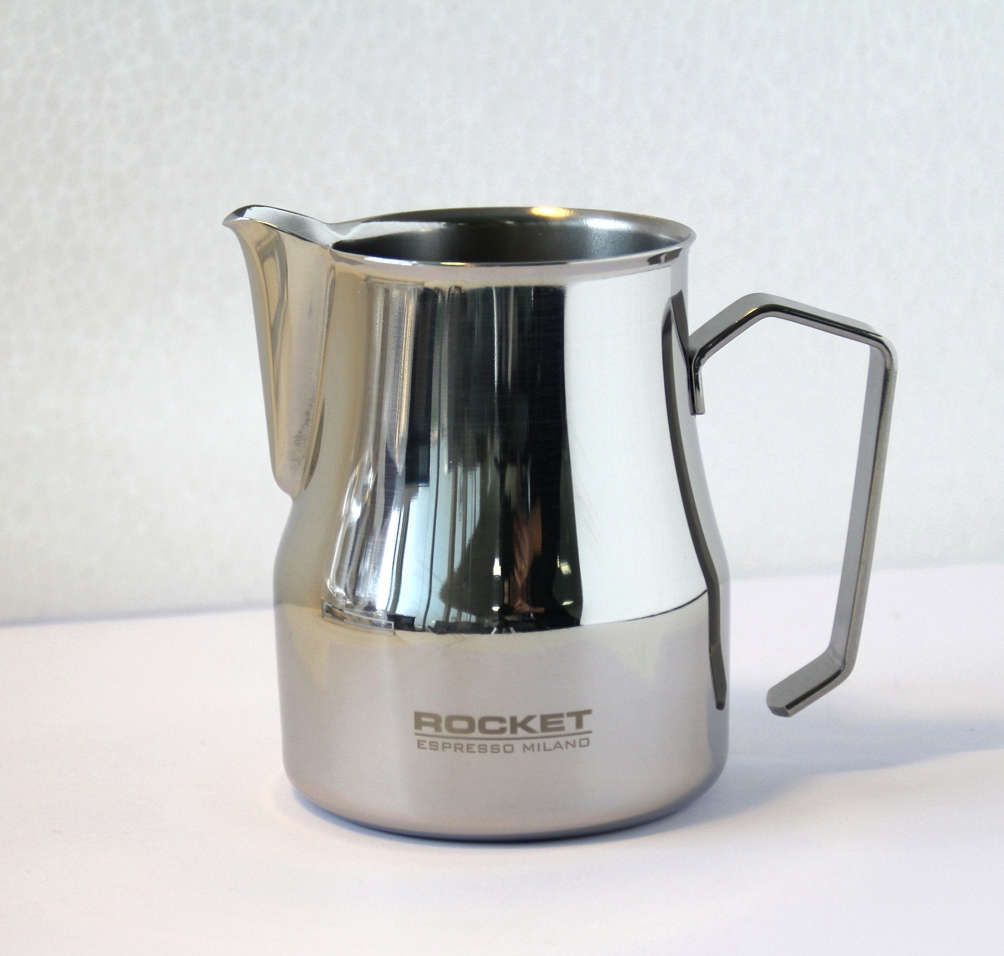 Rocket Motta Pitcher 16oz